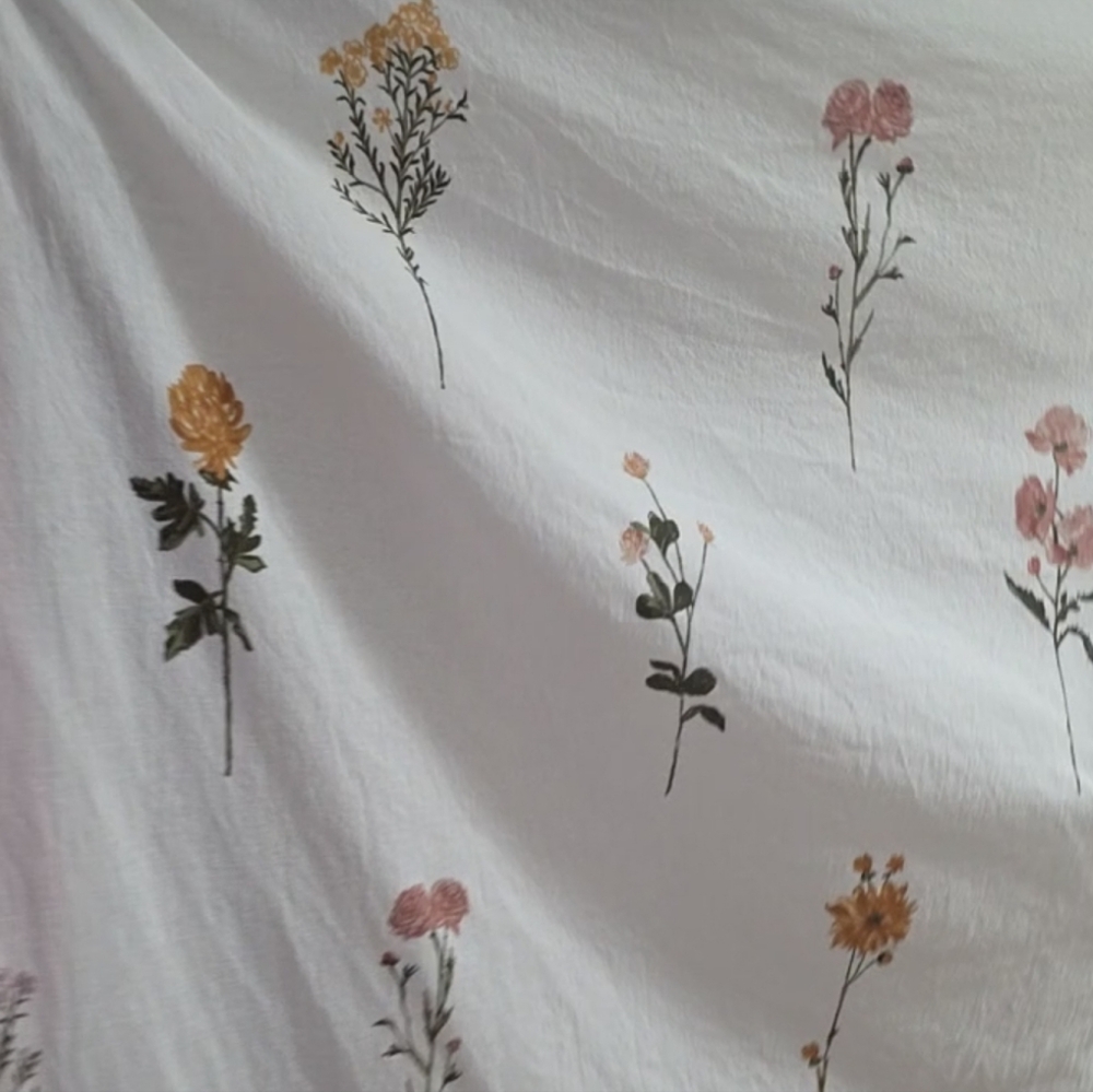 CLEARANVE NWOT Classic Cotton Shabby Outer Flower Shower Curtain Never Used - Picture 4 of 10